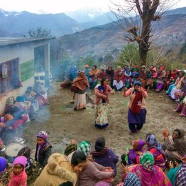 Women dancing to holi songs