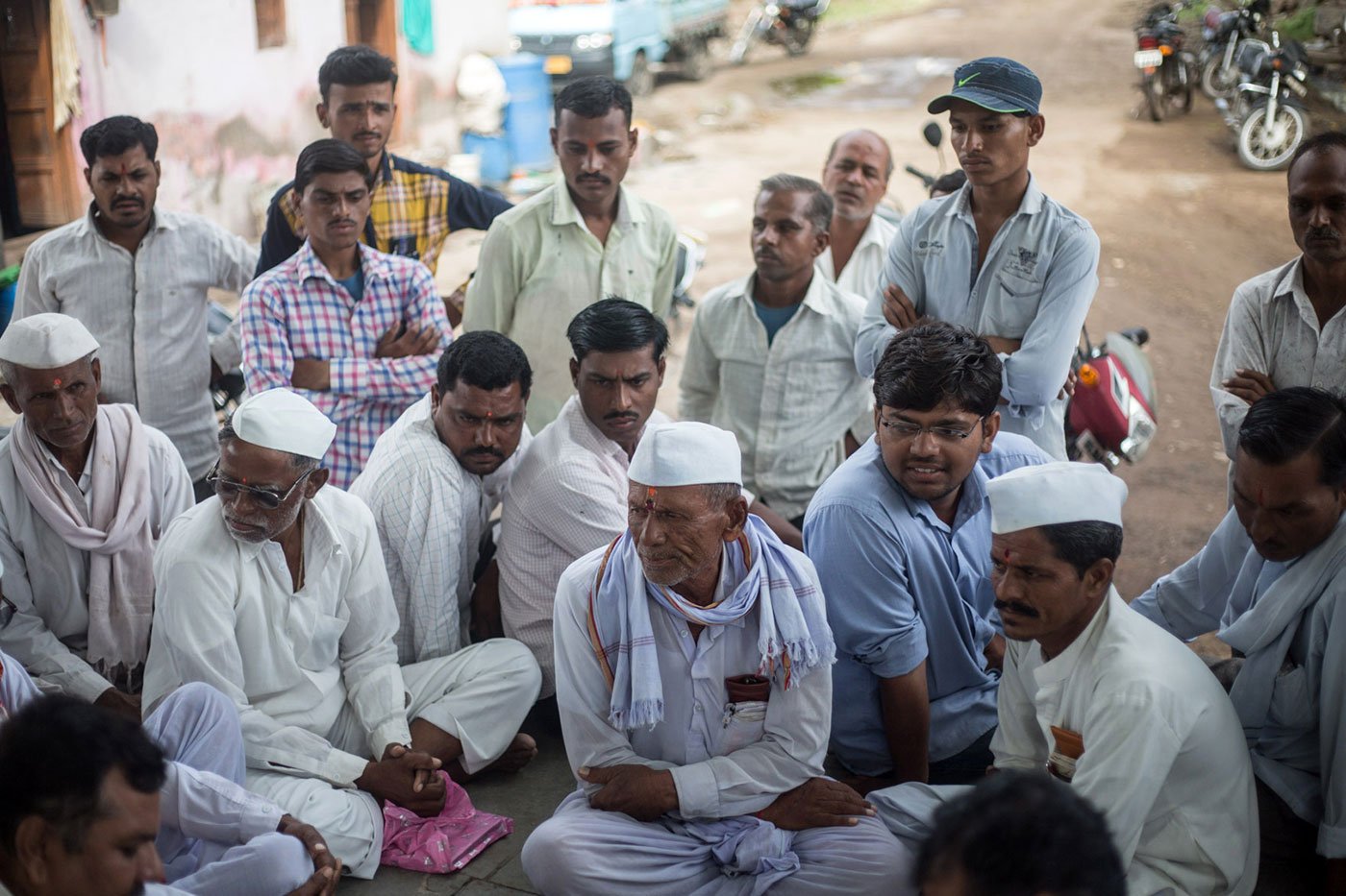 Farmers in Karajgaon