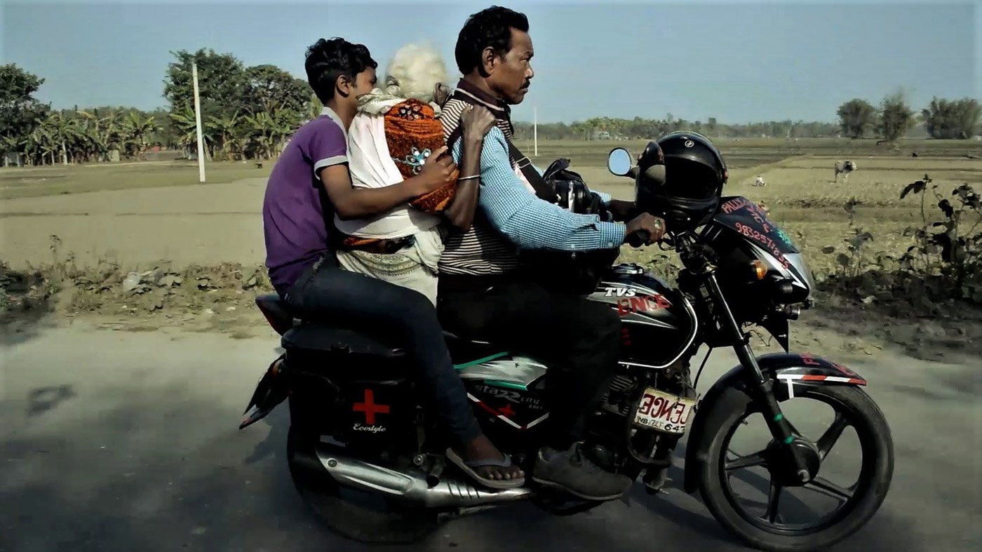 A tea garden worker in Jalpaiguri district of West Bengal runs a unique ‘bike ambulance’ free of cost for villagers, and he was recently awarded the Padma Shri