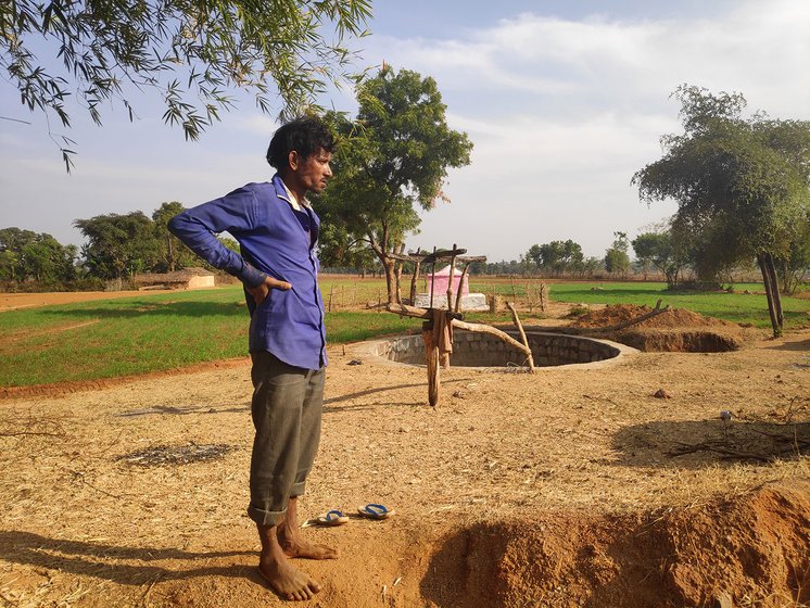 Mangal Singh at the unoperational water turbine at Kanji ghat