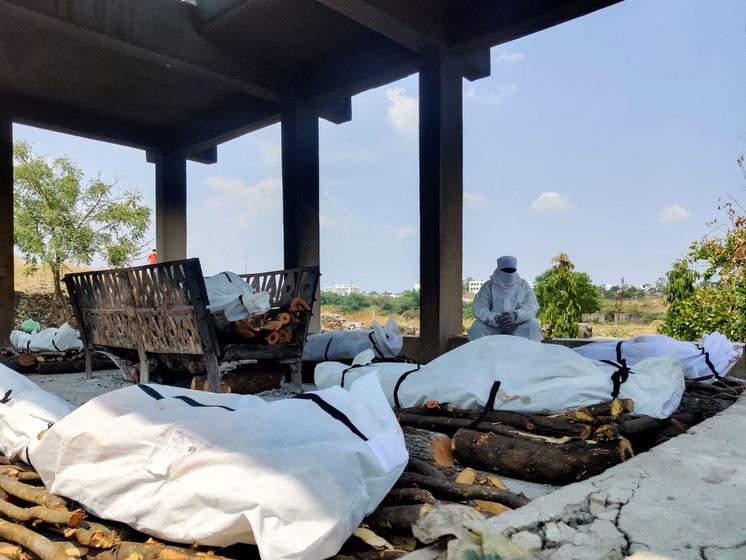 Every day since the start of April, 15-20 bodies are being brought to the crematorium in Osmanabad town