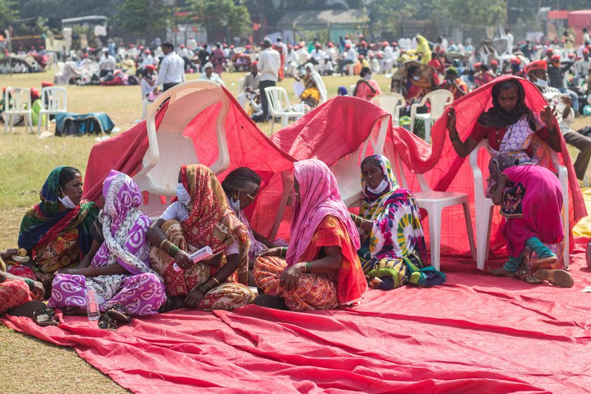 Women farmers protesting against New farm bill