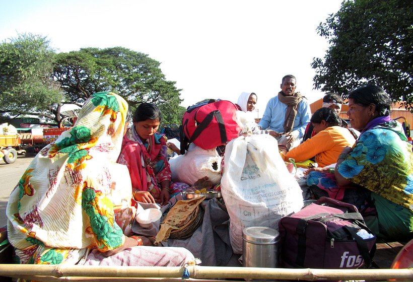 Lakhs of workers from the agrarian Marathwada region migrate to the sugar factories of western Maharashtra and Karnataka when the season begins in November every year. They cook and eat meals while on the road  

