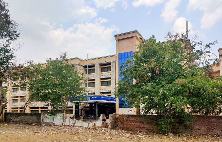 Left: Swami Ramanand Teerth Rural Government Medical College and Hospital in Ambejogai. Right: An oxygen tank on the hospital premises