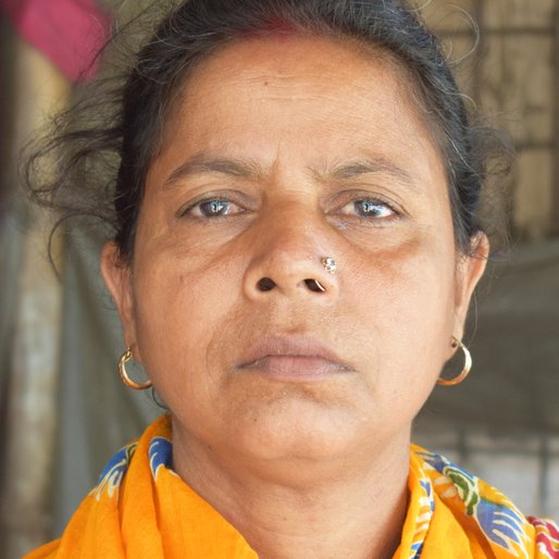 SHEFALI PURKAIT is a Flower seller from Gocharan, Baruipur, South 24 Parganas, West Bengal