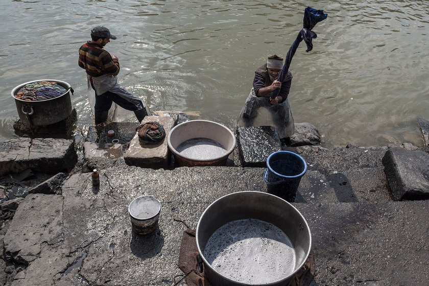 Once ready, the pashmina shawls are washed on the banks of the Jhelum in several areas of Old Srinagar