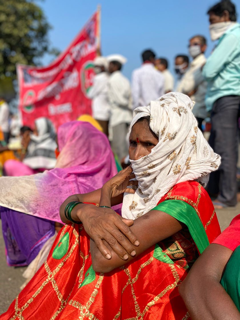 Left: Asha Gaware, who cultivates rice, bajra, jowar and millets on two acres said, 'Our crops were destroyed this year due to heavy rains. We suffered losses of nearly 10,000 rupees. Nobody is ready to loan us money anymore. We want the government to give us compensation or else we will never recover from these losses'. Right: Dev Wagh, from Palghar’s Kanchad village, demanded that electricity charges be waived off:  'We have not even worked on our fields and we are getting such a high bill. We want that for six months we shouldn’t be asked to pay the electricity bills'. The charter of 21 demands included a call to scrap the new Electricity (Amendment) Bill, 2020, that will bring steeply higher tariffs for farmers and others in rural India. Many were also protesting against highly increased (or inflated) bills since April this year.

