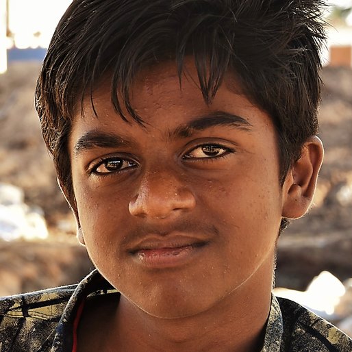 Karthik is a person from Naikanahatti, Challakere, Chitradurga, Karnataka