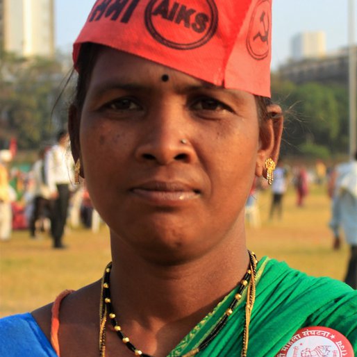 Devi Mankhure is a Farmer (cultivates paddy, <em>moong</em> and <em>chana</em>), and sells vegetable from Devipada, Talasari, Palghar, Maharashtra