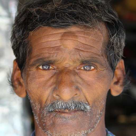 MUHAMMAD JAMIL is a Van-rickshaw puller from Phansidewa, Phansidewa, Darjeeling, West Bengal