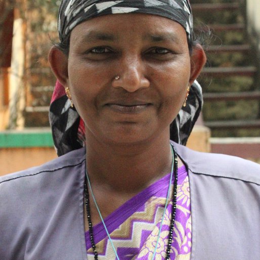 Rajakumari is a Sweeper from Paruthipattu   (town), Poonamallee, Thiruvallur, Tamil Nadu