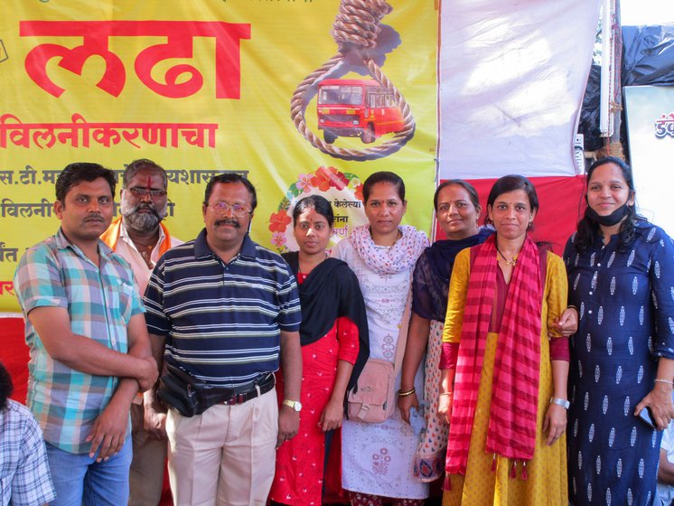 Suresh Mehendale (in the striped t-shirt) with ST bus conductors on strike at Swargate bus depot in Pune. On his left are Anita Mankar, Meera Rajput, Vrundavani Dolare and Meena More.