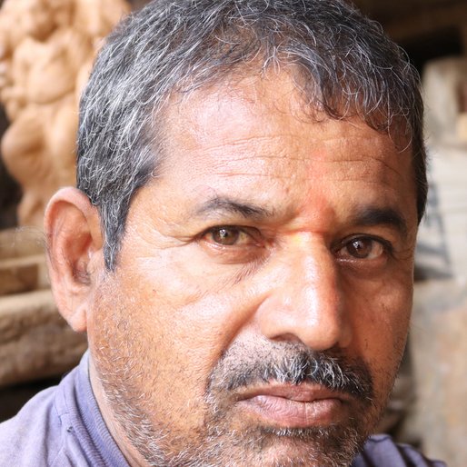 Ashok Kumbhar is a Potter and sculptor from Kapashi, Kagal, Kolhapur, Maharashtra