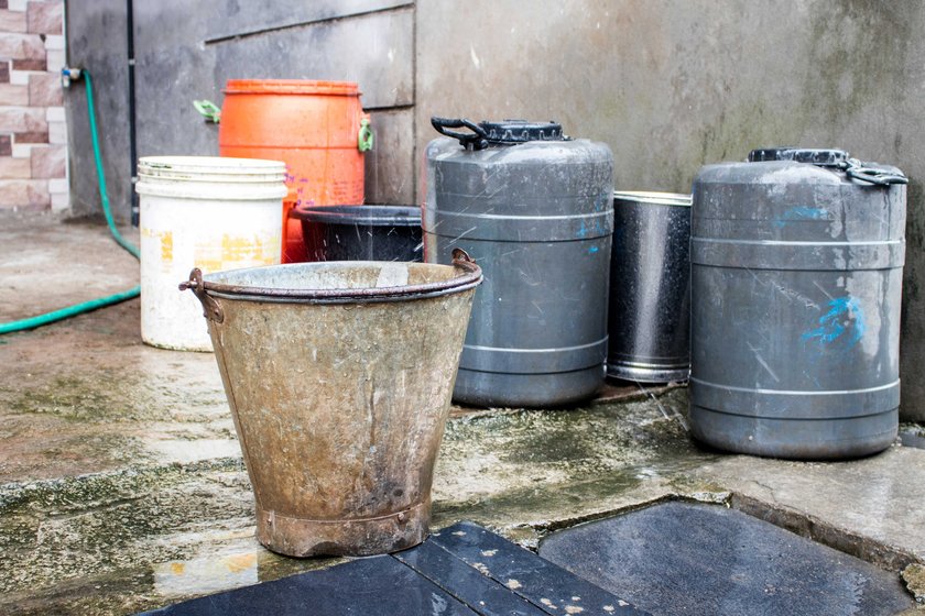 Vessels to store rainwater