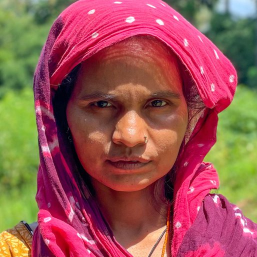 Sujliben Rathva is a Homemaker and farmer, and also makes bead jewellery from Malaja, Chhotaudepur, Chhotaudepur, Gujarat