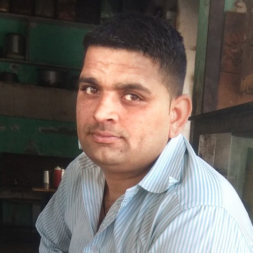 Vicky Sharma is a Food stall owner from Jamalpur, Bawani Khera, Bhiwani, Haryana