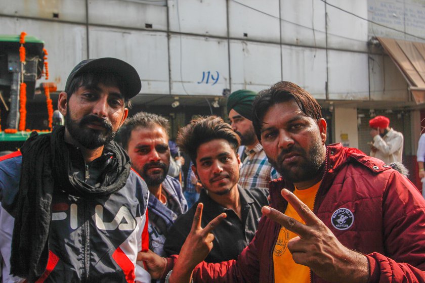 Victory signs at the Singhu border